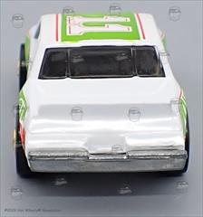 White - Mountain Dew Stocker on base